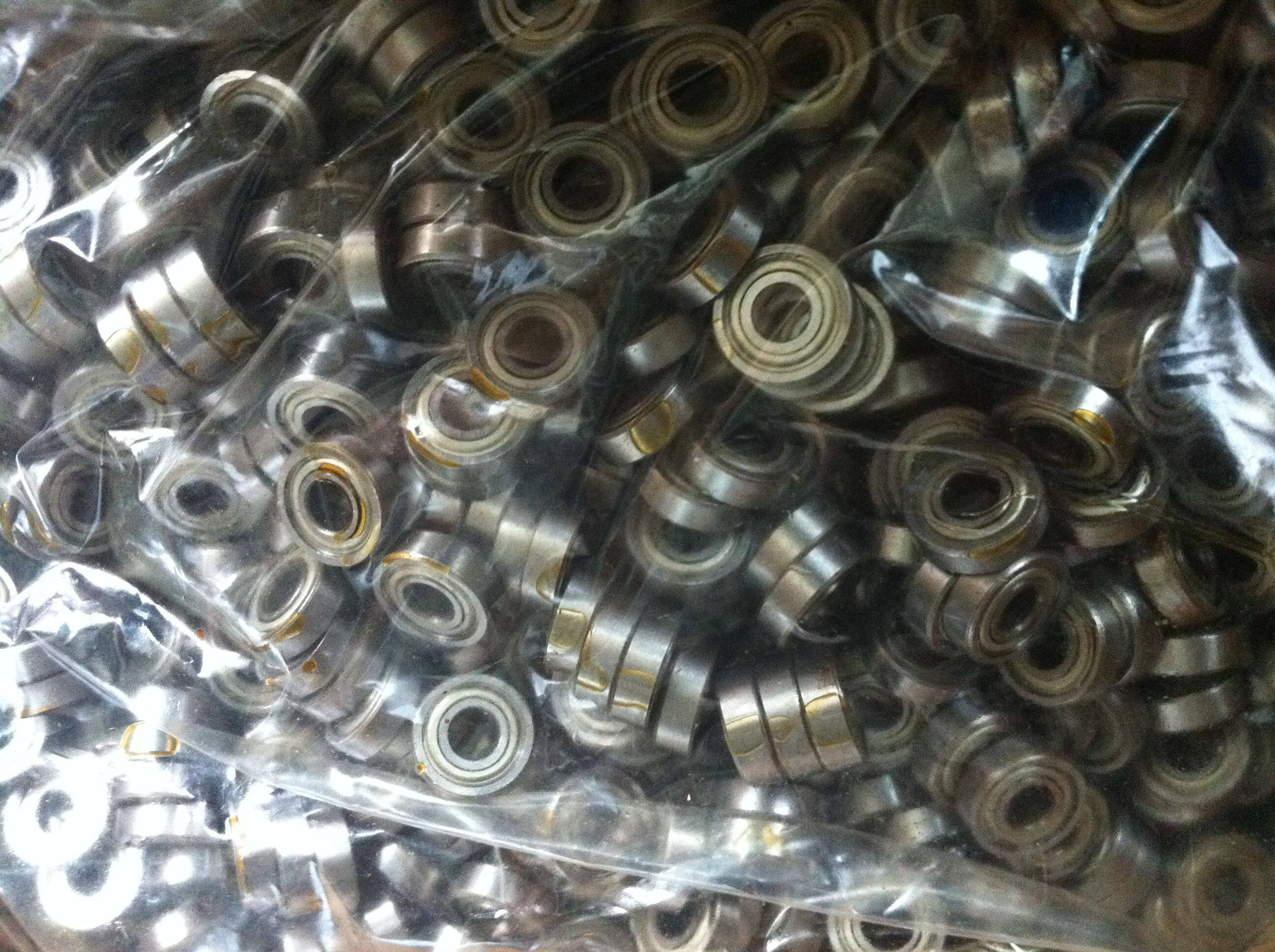 Domestic miniature bearing model: 695zz 698zz carbon steel material factory direct sales