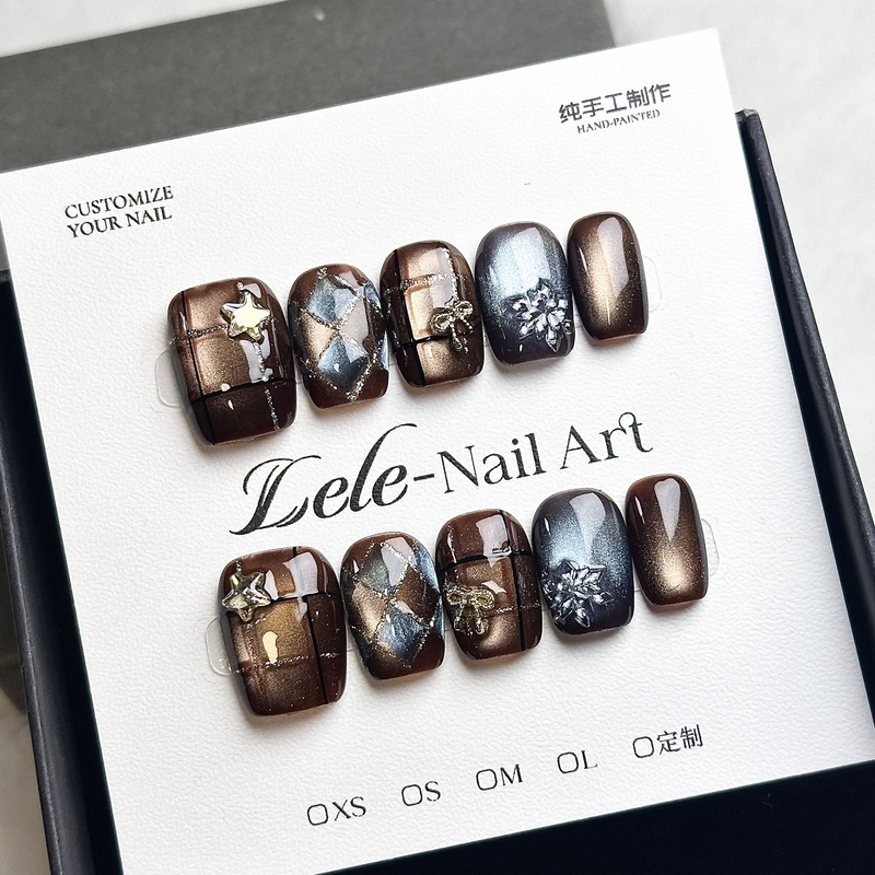 Lele【Plaid Snowflake】Purely Handmade Wearable Nails, Unique and Niche Style, Detachable Nail Stickers, Elegant Design