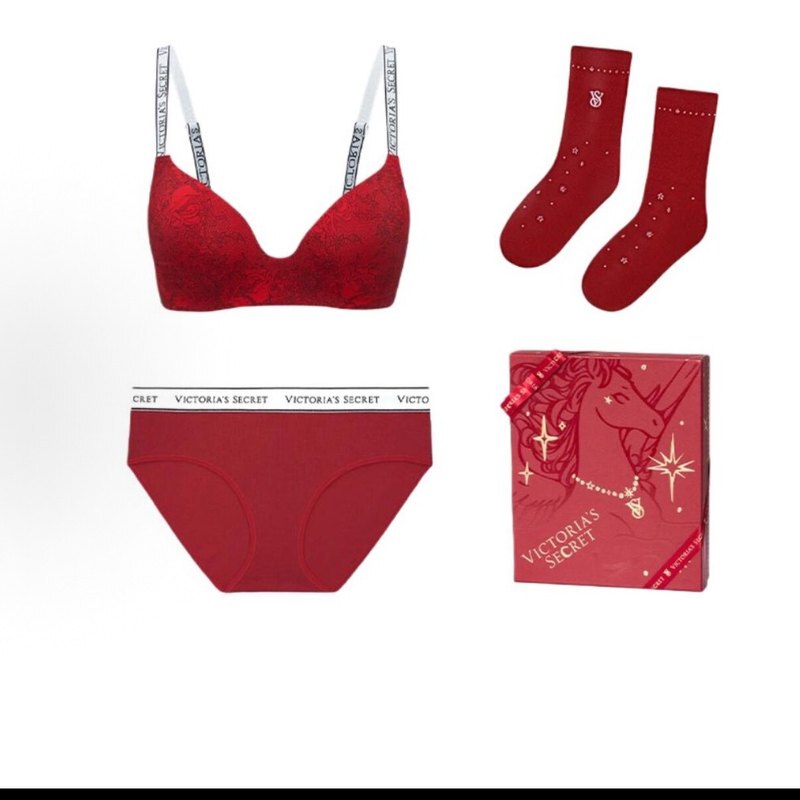 Victoria's Secret Year of the Horse Red Comfortable Versatile Logo Strap Wireless Bra and Panties Underwear Gift Set