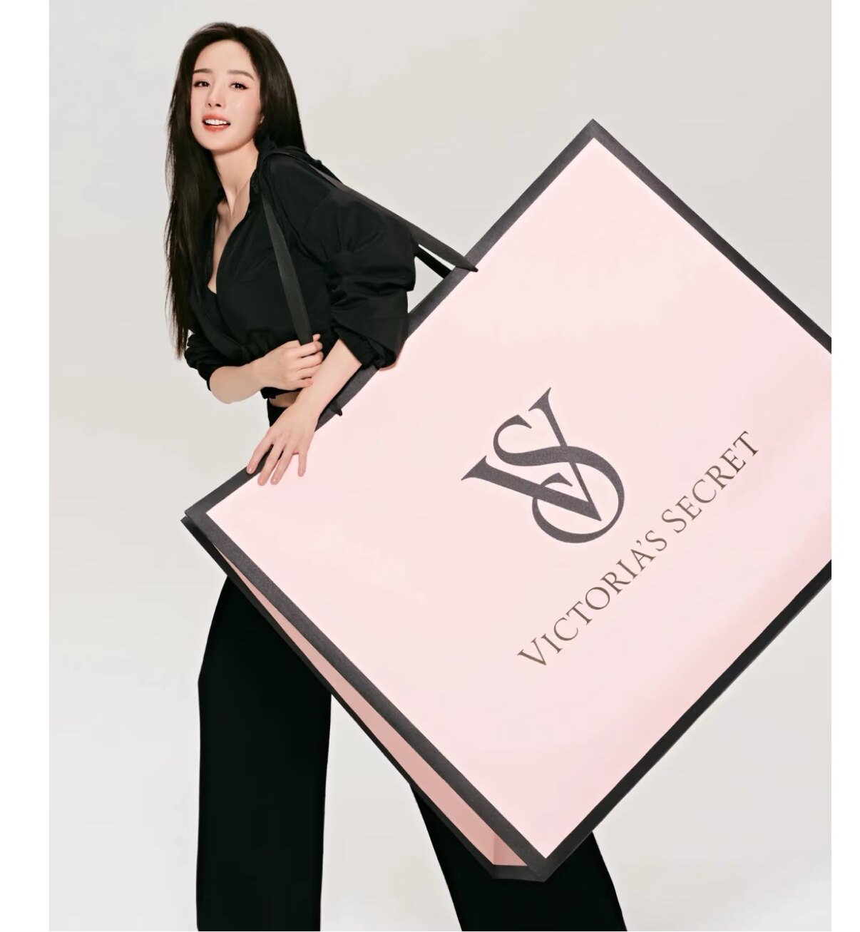 蜜蜜正品铺的LOGO