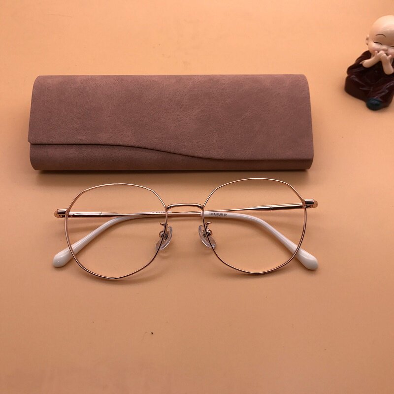 Ultra light pure titanium polygonal eye frames male and female common frame thickened height number photo fit not to be thick 82021