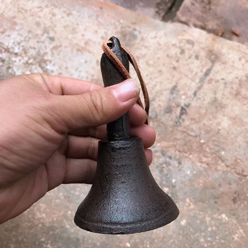 Export Japan nostalgic retro to do old days Hand-shake bell cast-iron made sound nice ZAKKA dining bell-Taobao