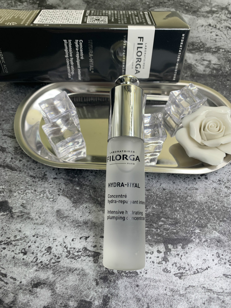 Zhou Zhoumei trang điểm Pháp Filorga 菲洛嘉 hyaluronic acid dưỡng ẩm 30ml dưỡng ẩm mặt chuyên sâu - Huyết thanh mặt tinh chất tế bào gốc