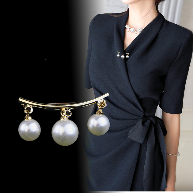 Cao cấp sang trọng nữ chống ánh sáng trâm cài áo khoác cardigan pin ngọc trai cổ áo khóa ghế pin cổ áo khóa trâm cài áo vest