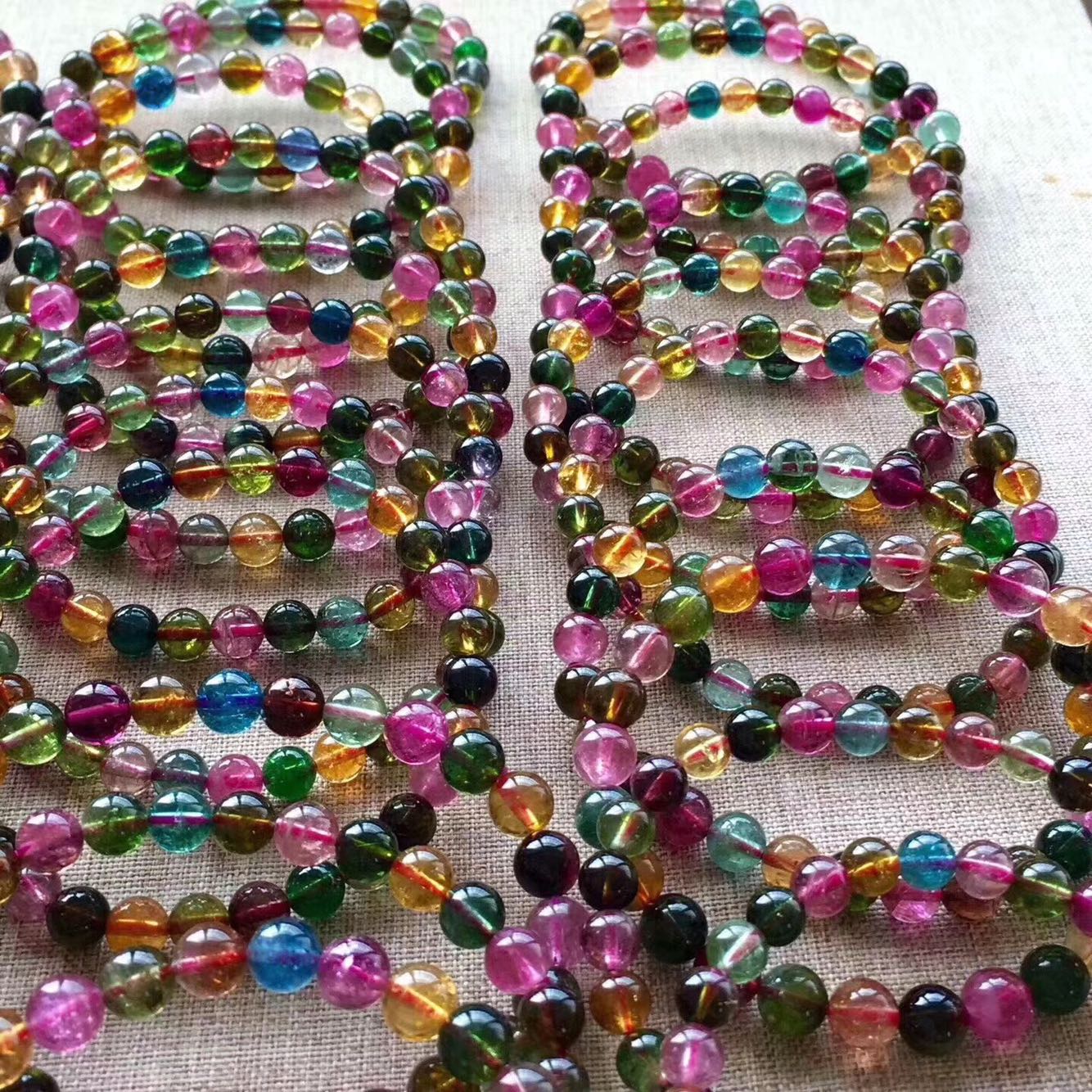 Pha lê tự nhiên bán thành phẩm vòng tay tourmaline sáp ong Nam đỏ xanh vàng chụp không được hoàn lại vòng tay đẹp