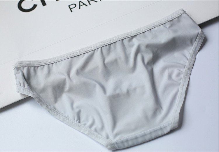 Slip jeunesse en soie Ice - Ref 639763 Image 37