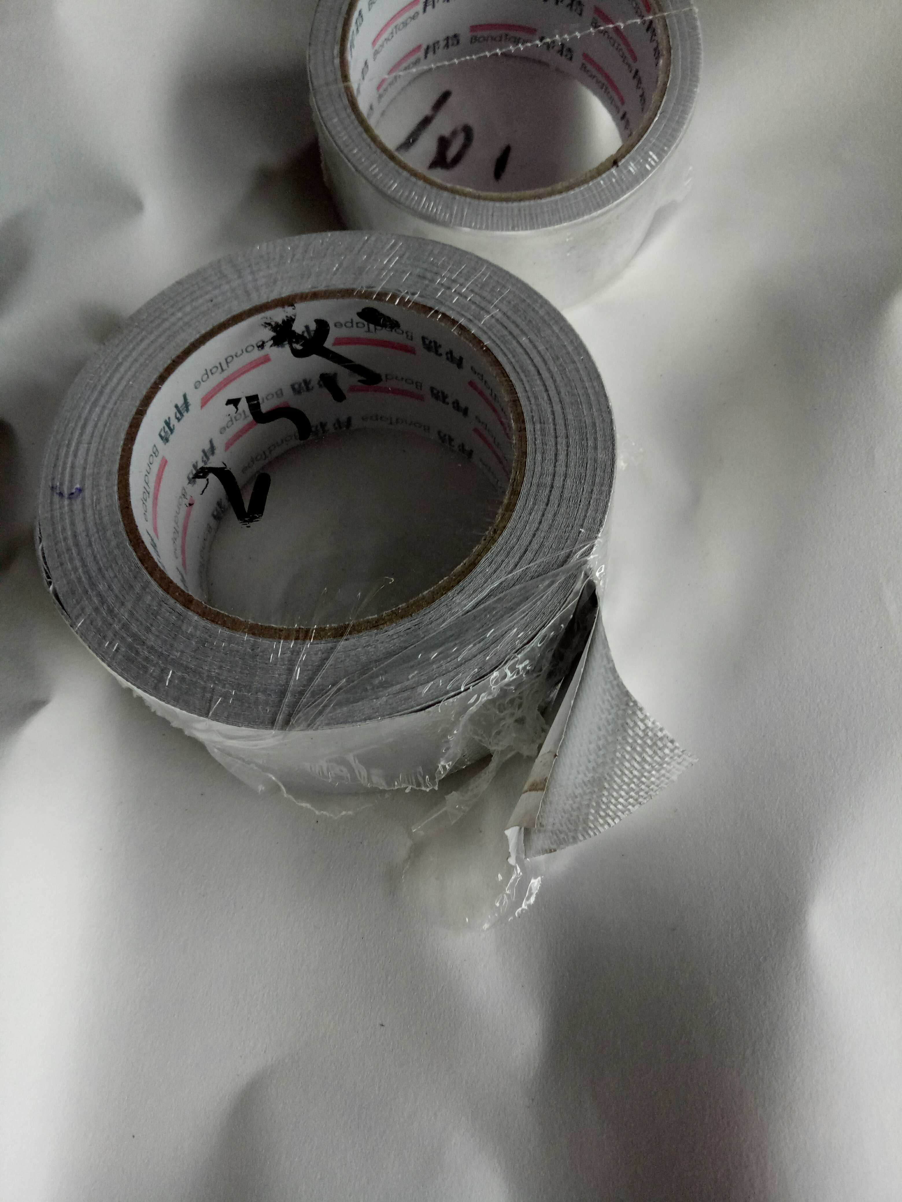Băng màng nhôm nguyên chất là lý tưởng để bọc ống khói, số lượng lớn có thể được ưu đãi, bán trực tiếp nhà máy - Băng keo băng keo giấy 5cm