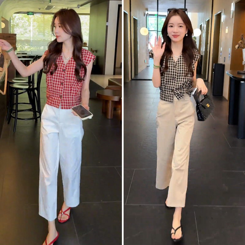 Fashion Suit with Small Flying Sleeves Plaid Shirt for Women, Summer Temperament, a Complete Set of High-Waisted Casual Nine-Point Pants, Two-Piece Set
