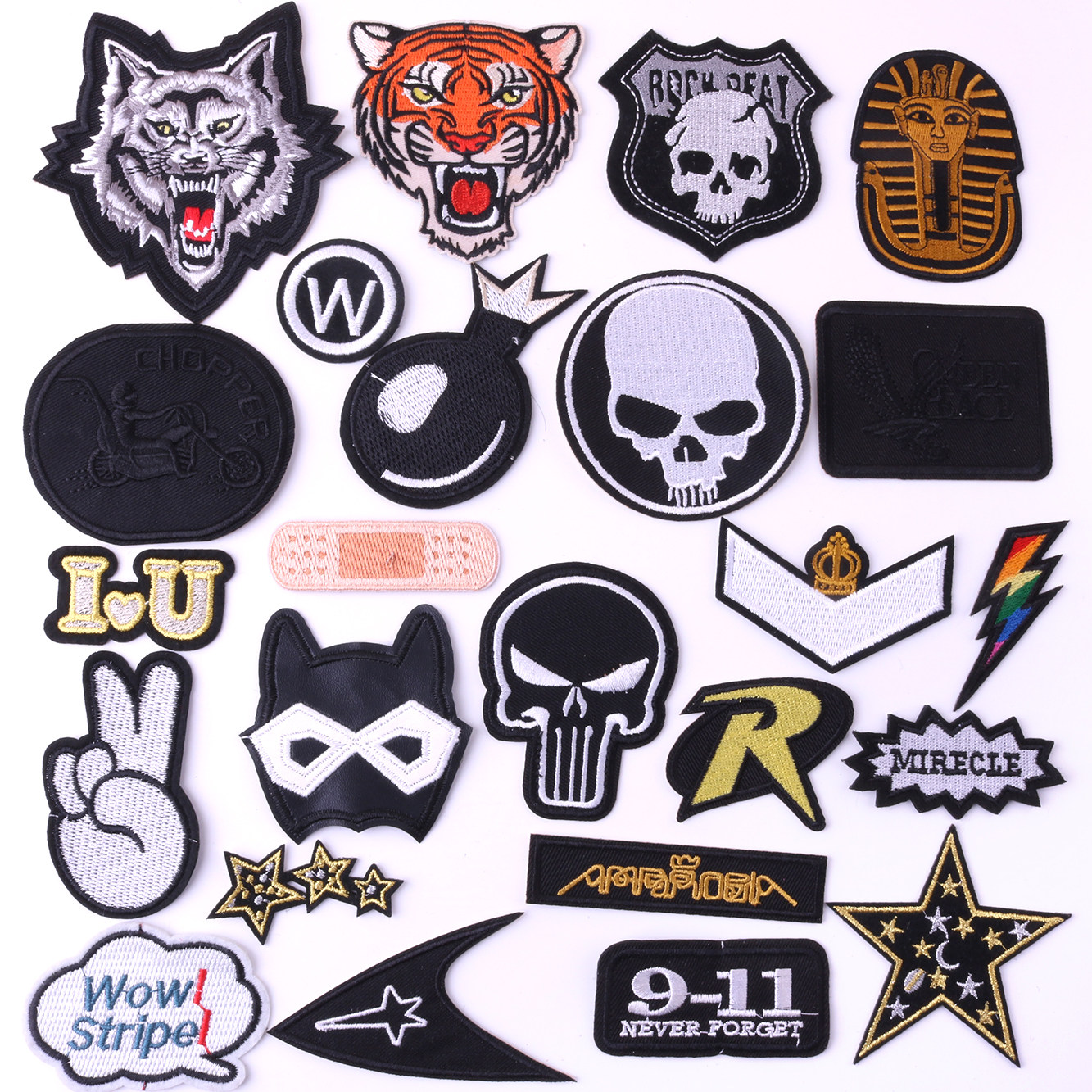 Black embroidered insignia cloth with clothes breaking holes sticking in jeans clothes accessories chest chapter down clothing Denim Clothing Accessories