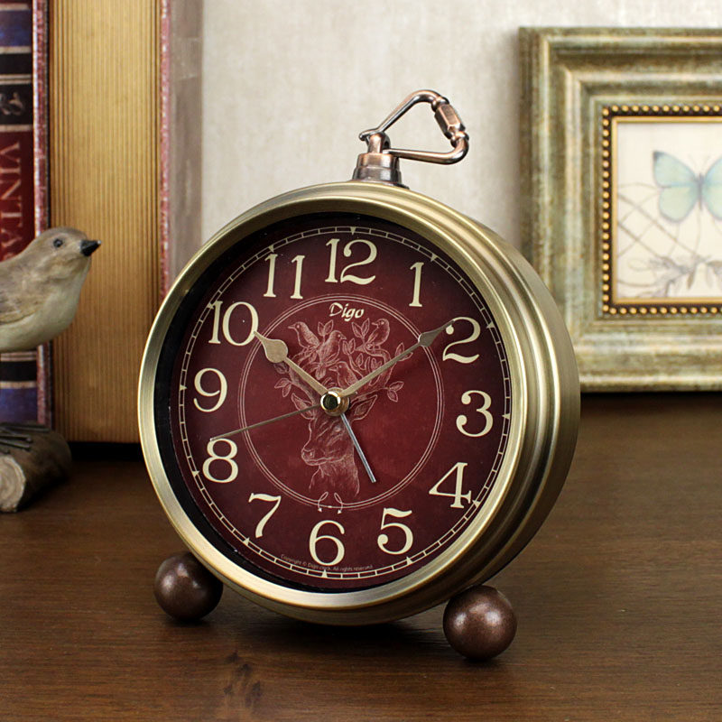 Seat Clock Living Room Clock Desktop Watch Swing Desktop American Retro Creative Seat Clock Small Home Alarm Clock Swing Piece