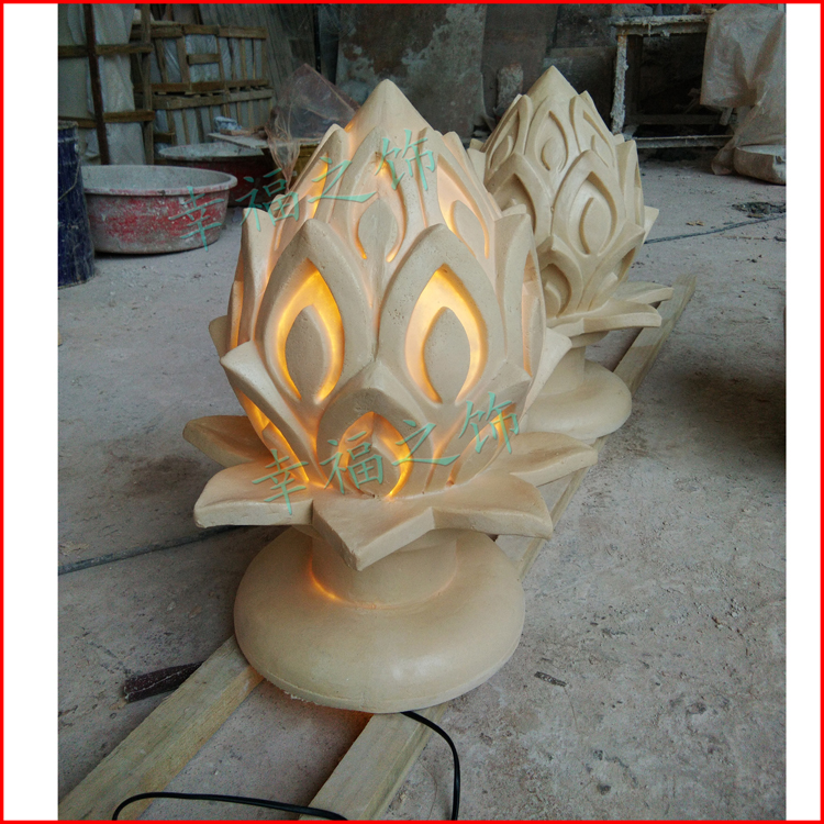 Custom garden landscape artificial sandstone flower lamp resin translucent sandstone sculpture lamp villa hotel decorative sculpture lamp