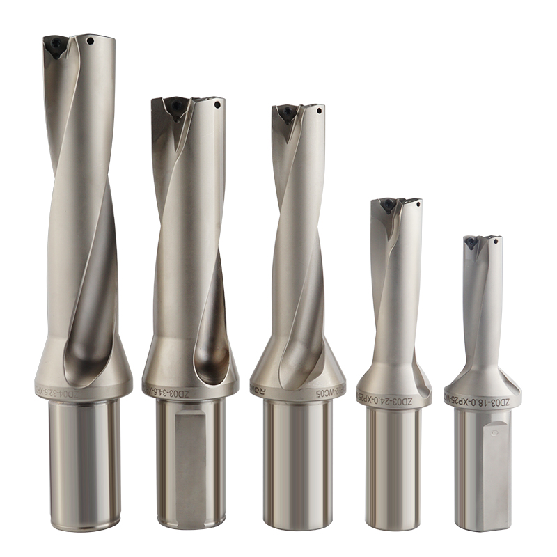 Machining center U drill quick drill violent drill inner cooling water spray drill WC type through hole reaming drill 4D 5D double diameter