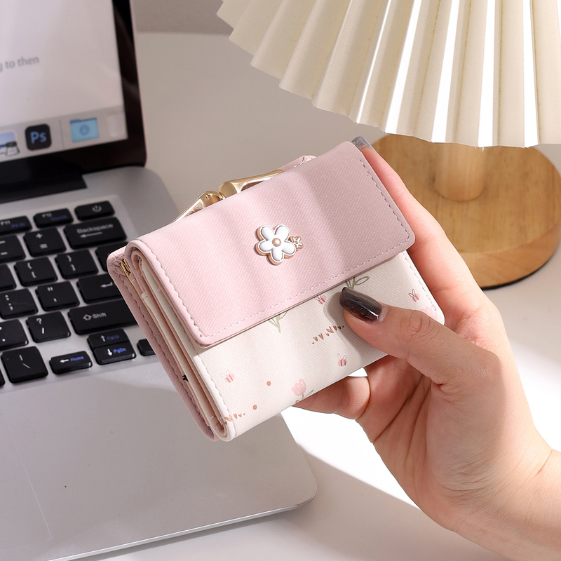 2026 Spring/Summer New Japanese and Korean Style Floral Print Women's Wallet Sweet Student 70% off Short Wallet Coin Purse