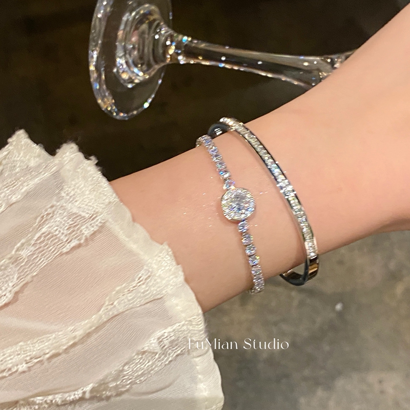 Free Sleep Square Zircon Bracelet for Women, Light Luxury Micro-Encrusted Full Diamond Starry Sky Bracelet, Stackable High-End Accessory