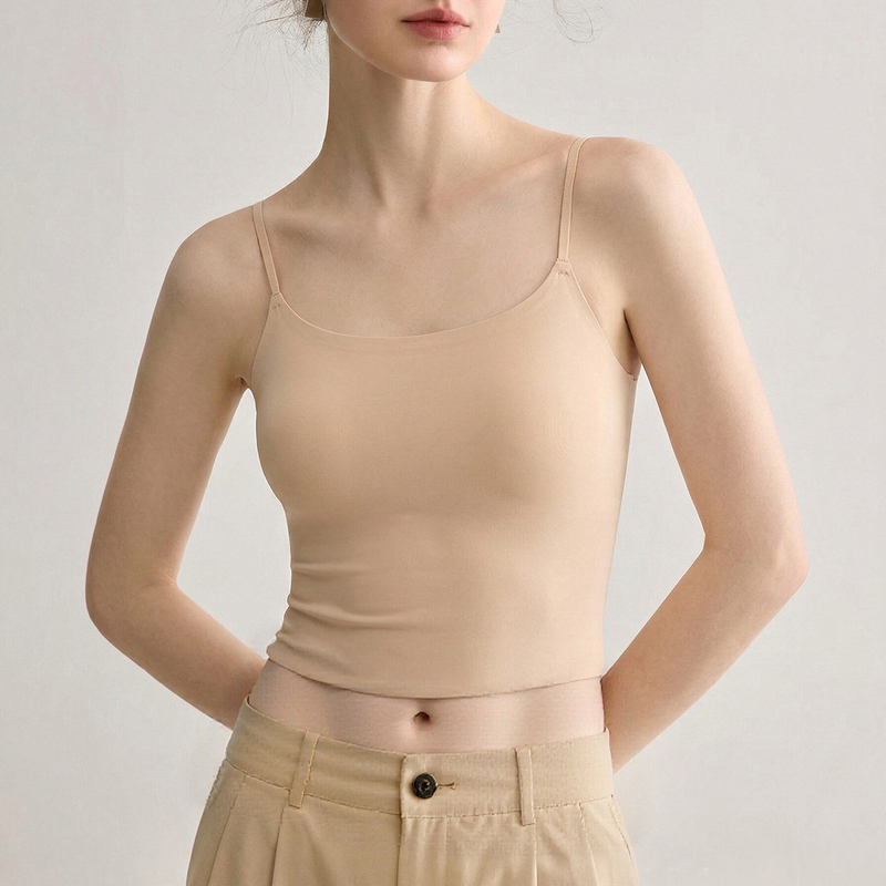 Liquid Foundation Bra for Women, Summer Seamless Invisible Bra with Side Support, Camisole Bra Integrated with Anti-Exposure, Skin-Colored Tank Top with Beautiful Back