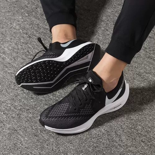 Nike, осенние легкие низкие беговые кроссовки с амортизацией