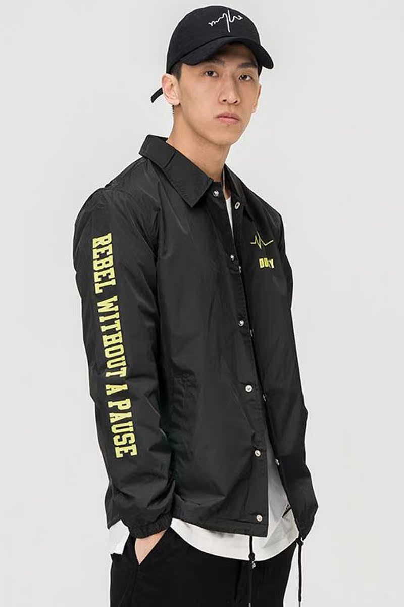 YOHO có một cổ phiếu của trendbrand bụi bặm in ánh sáng đàn ông huấn luyện viên jacket chống gió loose-fitting mới