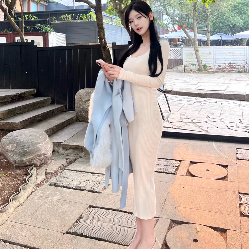 【R1Ri】Off-White Wool-Blend Mid-Length Straight-Cut Waist-Cinching Bodycon Slim-Fit Korean-Style Simple Knit Dress