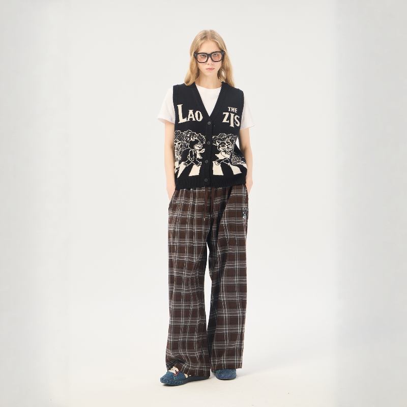 Aimeewq 2026 Spring/Summer New Little Monster Computer Jacquard Band Knitted Vest Am1015