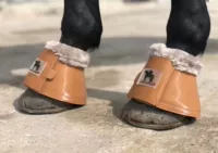 Желтовато-коричневый