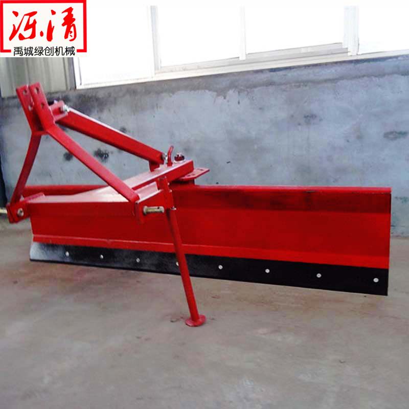 Flat land machine whole flat machine four-wheel tractor with squeegee type small flat land machine farmland whole flat machine soil levelling machine