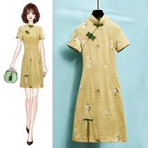 Improved cheongsam 2021 new summer young girl plaid dress small short style Daily wear