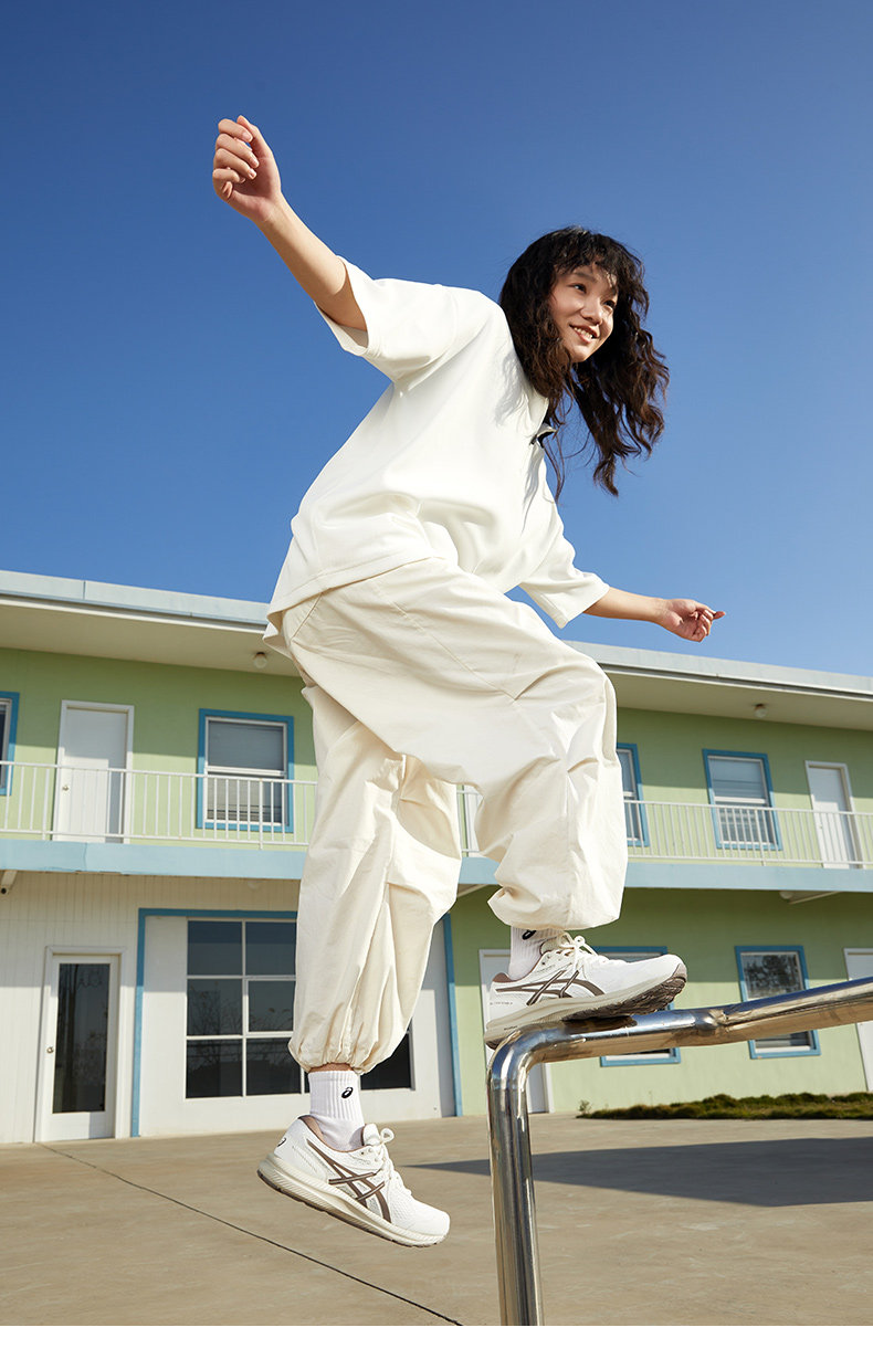 ASICS интерьер Суши-кроссовка женская гель-контент 7 отскок Подушка спортивной обуви 1012B540 Asics / Asics 