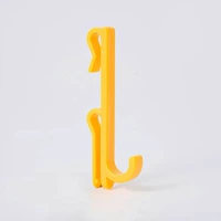 Желтый маленький двойной одинарный крючок