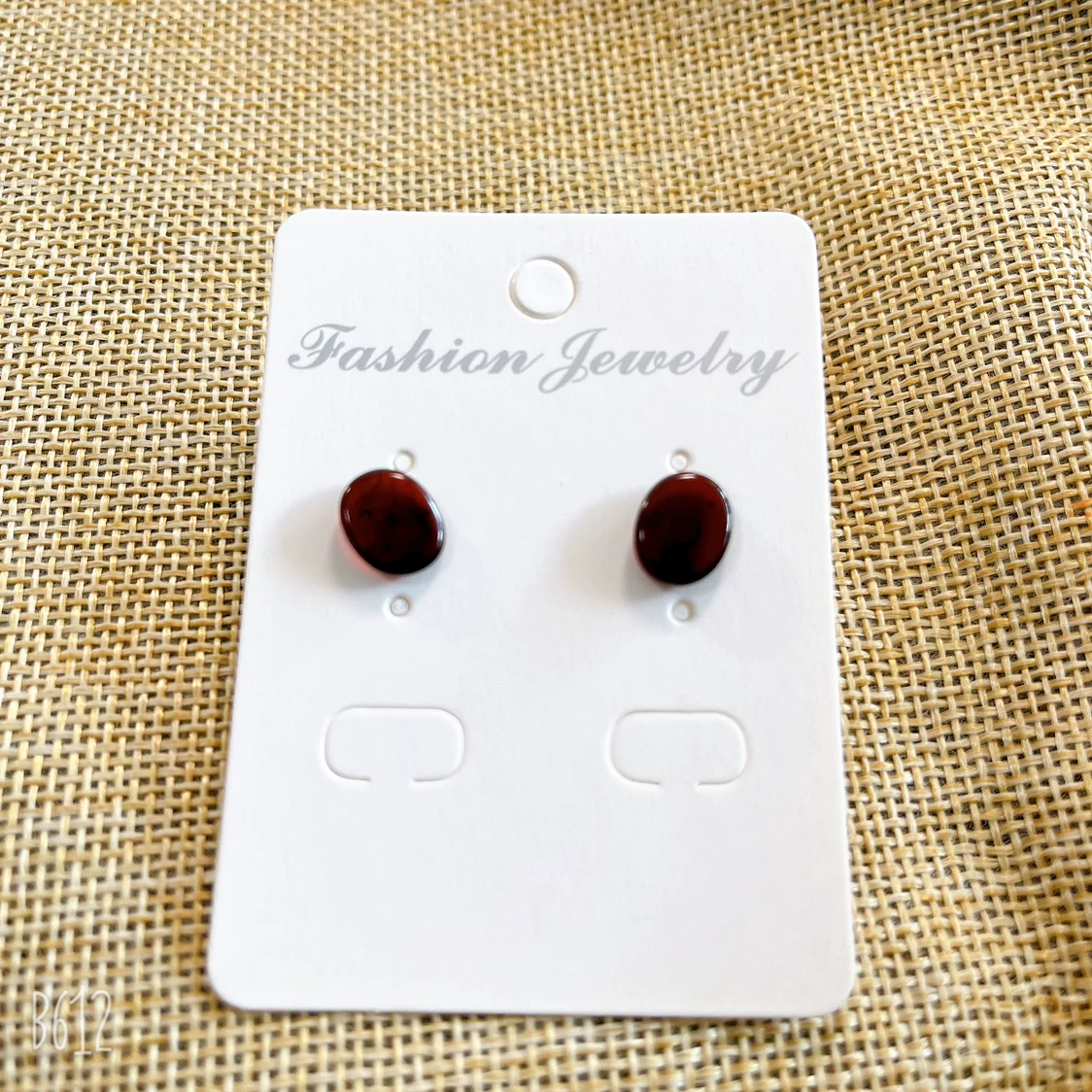 Amber earrings wax agate, 10mm