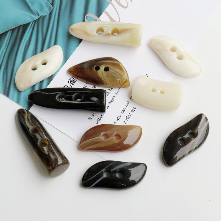 Resin button fashion personality wild button sweater cardigan suit jacket decorative button woolen coat horn button