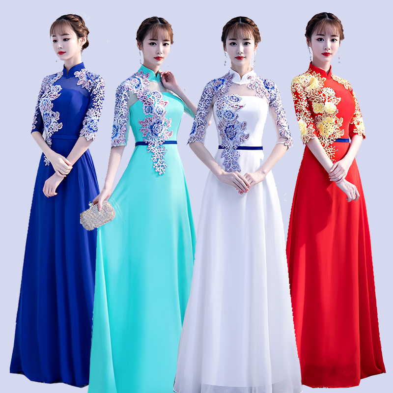 Robe du soir conventionnel - Ref 3212042 Image 1