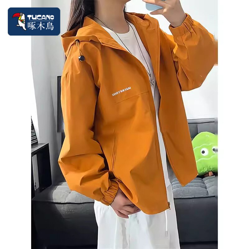 啄木鸟连帽冲锋衣男女秋季多巴胺穿搭户外登山服夹克美式三防外套