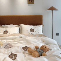 Send bear cub juice~Simple Khaki teddy bear 60S light sweet girl pure cotton satin plush cotton four-piece set
