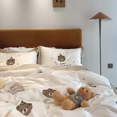 Send little bear cub juice ~ simple khaki teddy bear 60s light sweet girl cotton tribute satin long staple cotton four-piece set