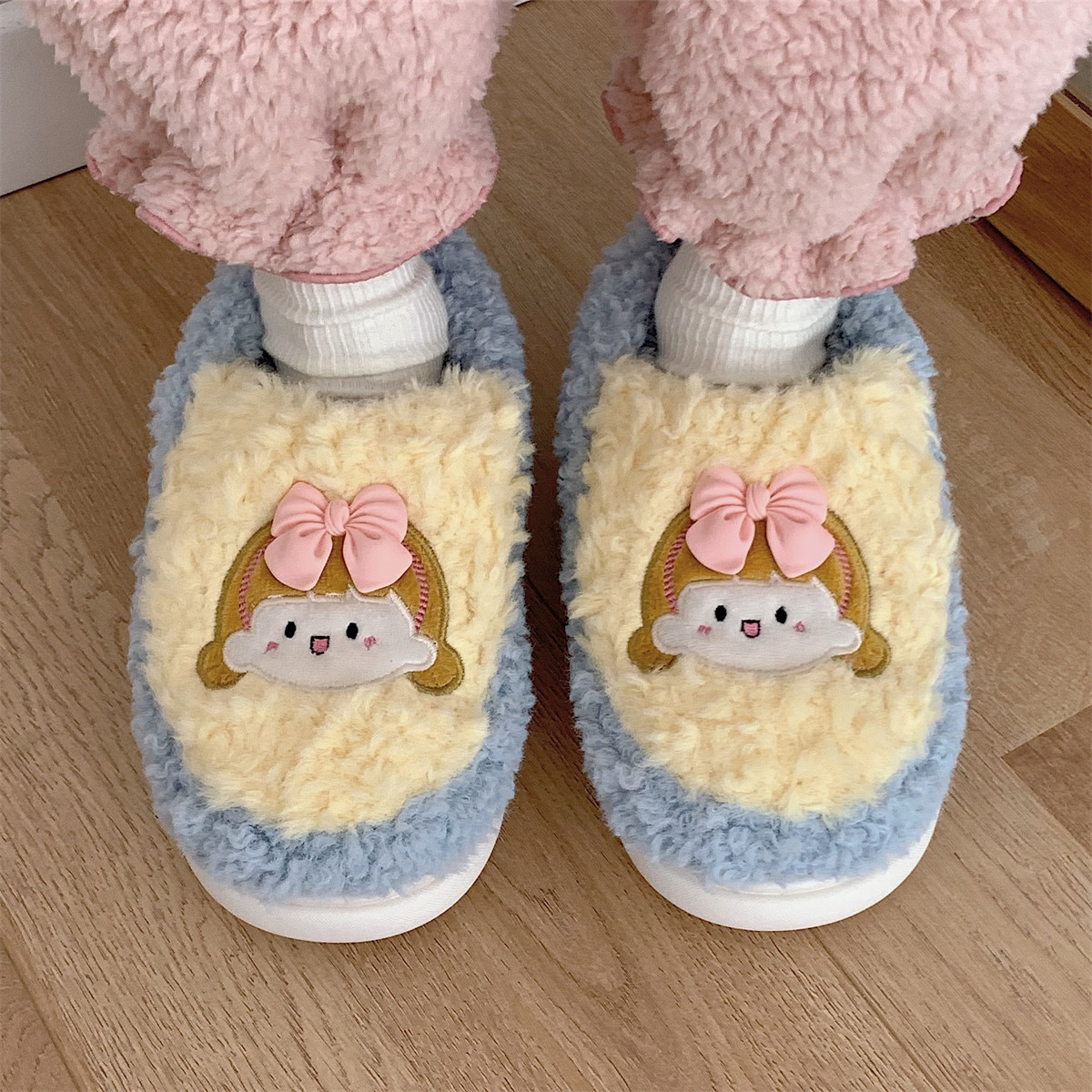 New Korean version of sweet bow all-inclusive cotton slippers winter girls fashion home non-slip warm plush shoes
