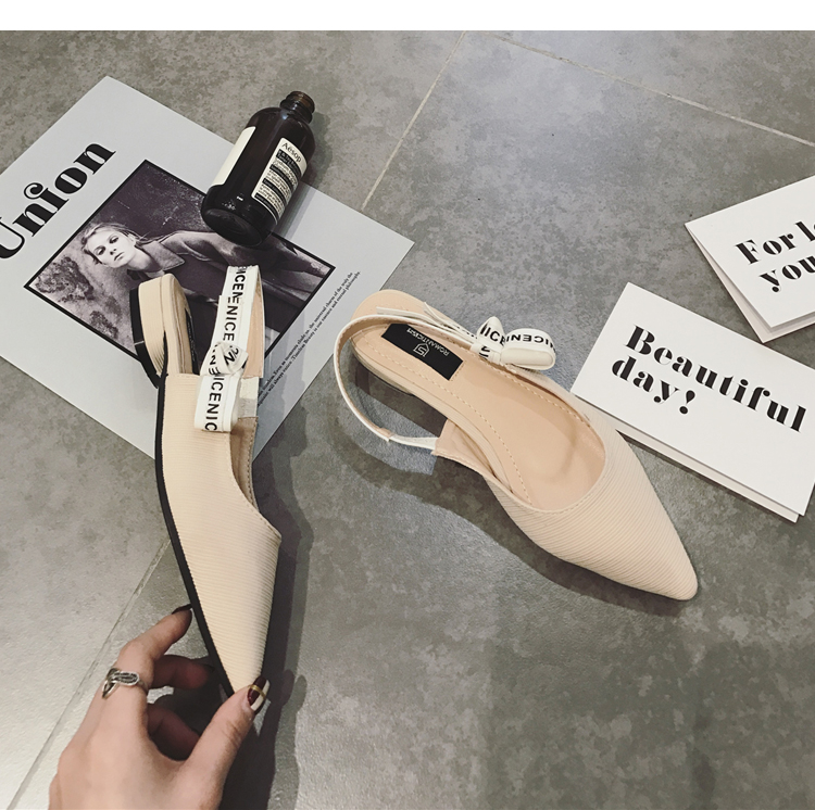 Dép nữ mùa hè 2019 mới bảng chữ cái tiếng Anh quai nhọn giày cao gót stiletto baotou nơ với giày đơn - Sandal sandal nữ đẹp