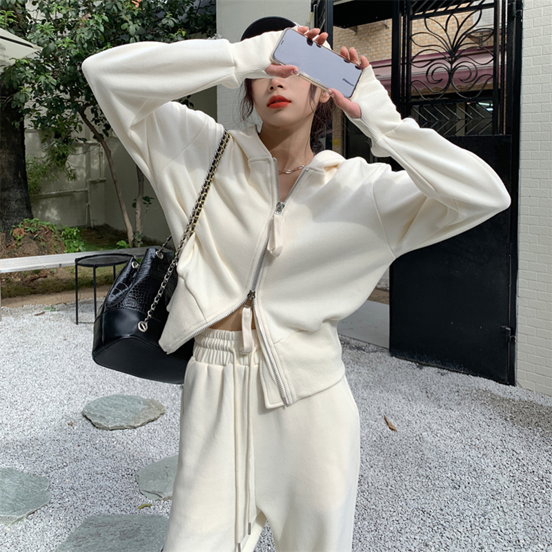 Sports Suit Women 2022 Spring Autumn New Korean Version Loose Cap Sports Shirts Casual Fashion Bouquet Pants Two Sets