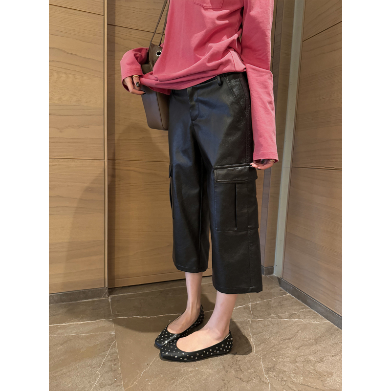 70 Is Not Seventy, Cool Girl Style, Early Autumn Black Straight-Leg Leather Pants for Women, Versatile Slimming Cropped Casual Pants 70 Is Not Seventy, Cool Girl Style, Early Autumn Black Straight-Leg Leather Pants for Women, Versatile Slimming Cropped Casual Pants