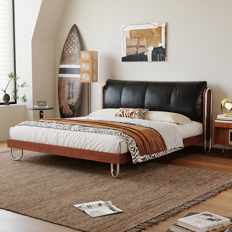 Liu Ying Bed, Antique-Style Genuine Leather and Solid Wood, Home Use, Black Bauhaus Master Bedroom, French Retro Upholstered Bed, 2026 New Model
