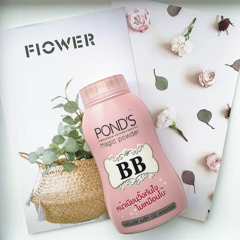 Thái Lan Ponds Ponds Magic Loose Powder Makeup BB Powder Liu Hai Hair Control Oil Lasting Concealer Antiperspirant Powder - Quyền lực