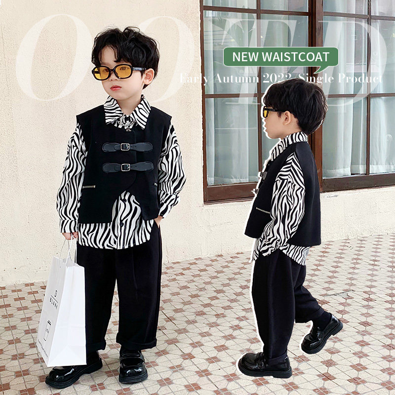 Boys fried street dress 2022 autumn new children's Korean style leather buckle vest trousers baby fashion handsome suit