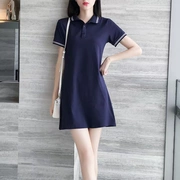 Mùa hè 2018 mới áo thun dài váy nữ ve áo thể thao giản dị váy cotton ngắn tay thẳng - Trang phục thể thao