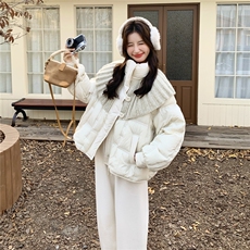 针织拼接短款羽绒服女冬新款设计感减龄巨好看新90保暖白鸭绒外套，女装羽绒服，2C159
