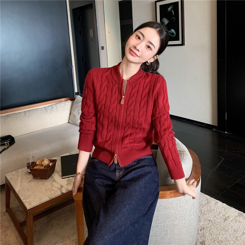 2025舒适百搭简约秋冬新款圆领短款长袖针织衫,女装羊绒衫,玛卡隆羊绒