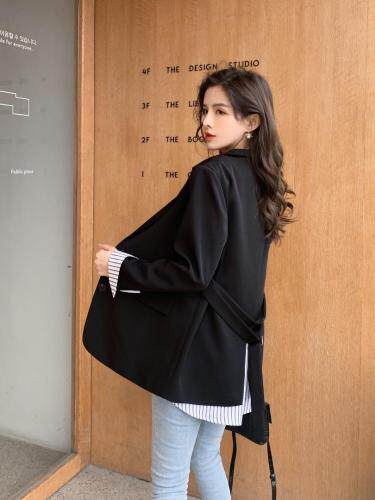 2021春装新款主打韩版时尚西服和休闲卫衣外套，女装卫衣/绒衫，艾格依