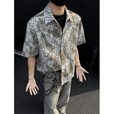 黄色