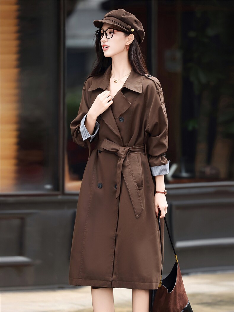 设计感女2026秋新款法式赫本风品质宽松撞色袖翻领中长款风衣外套,女装风衣,卡杰菲