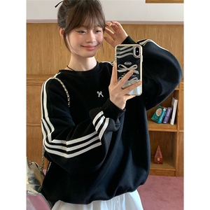 Q0228-P45 三条杠蝴蝶结黑色卫衣女秋季新款上衣图片