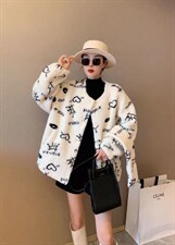 围脖字母款皮毛一体外套，其它，贝依维娅