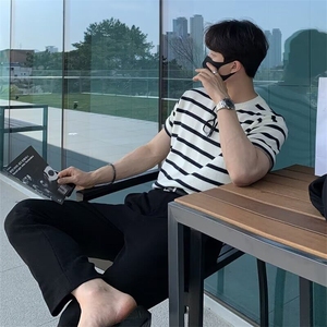 W9613-P43 网图现货 夏季冰丝短袖T恤韩系轻奢风条纹针织衫透气图片